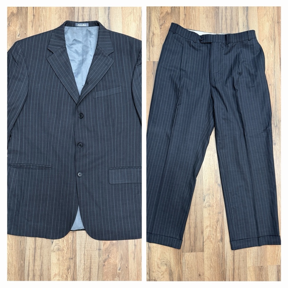 Oscar de la Renta Perfect Press Gray Pinstripe Wool Suit 44R W38 Classic